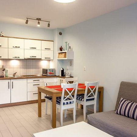 Apartament Kapitanski Bursztynowe Komnaty Darlowko Exterior photo